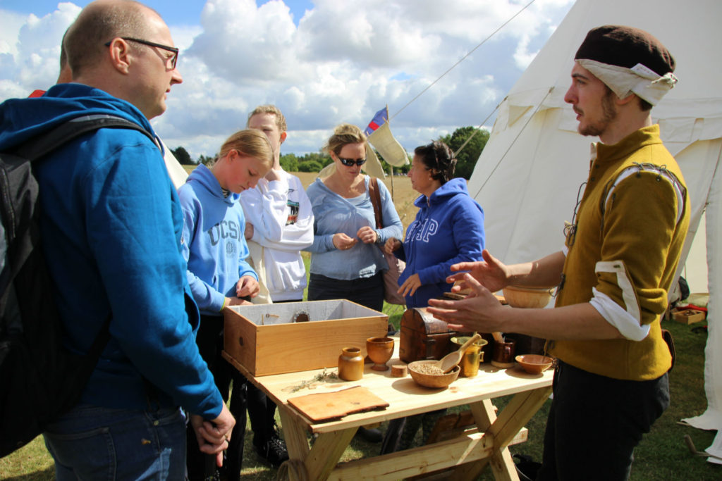middelalder gruppe kontakt